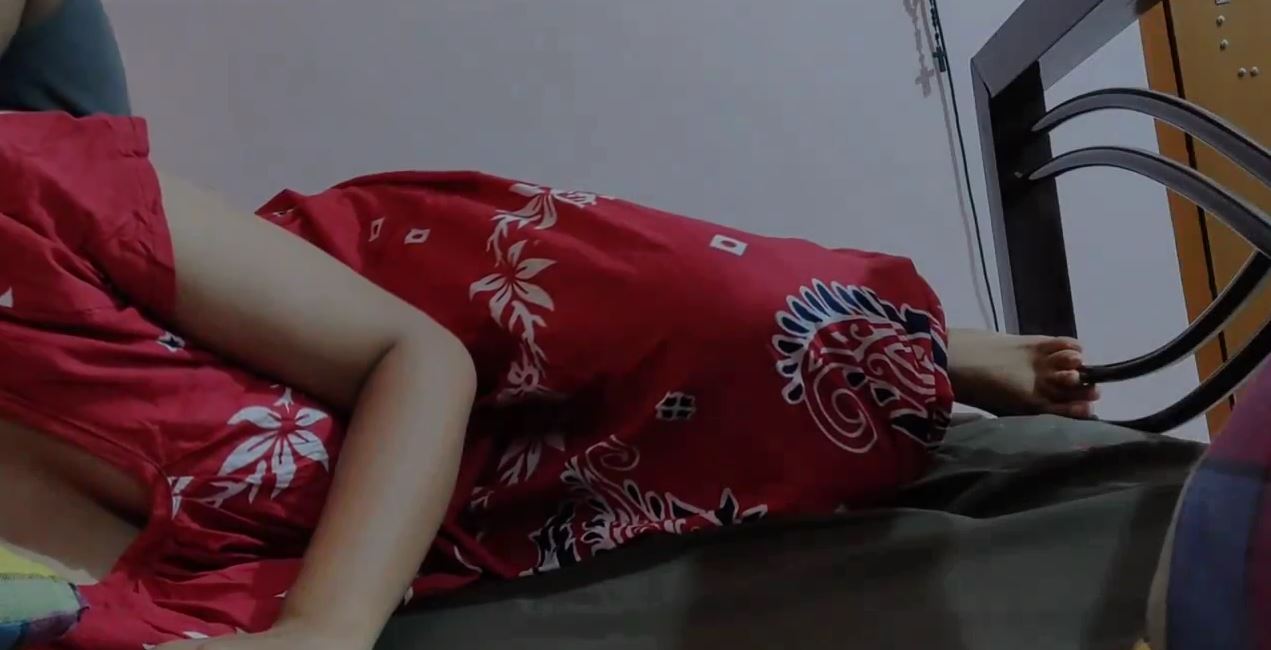 Si Daster Merah Di Ganggu Abang Sedang Tidur Siang